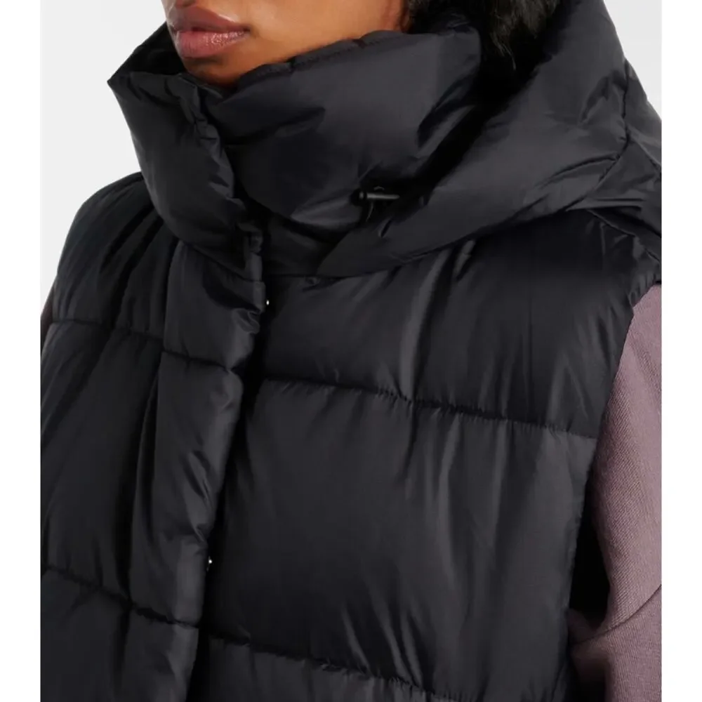 Alo Yoga Gold‎ Rush Puffer Vest Black Hooded Nylon Warm Athleisure Winter Core